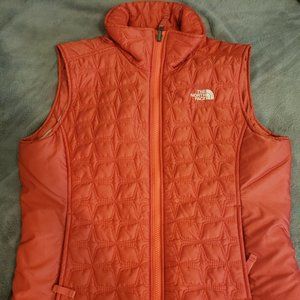North Face Women's Vest (Size Small)